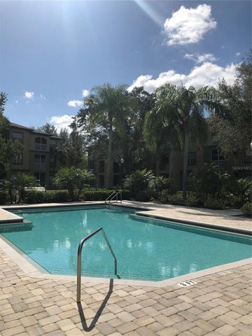 8541 BRUSHLEAF WAY, Tampa, FL 33647