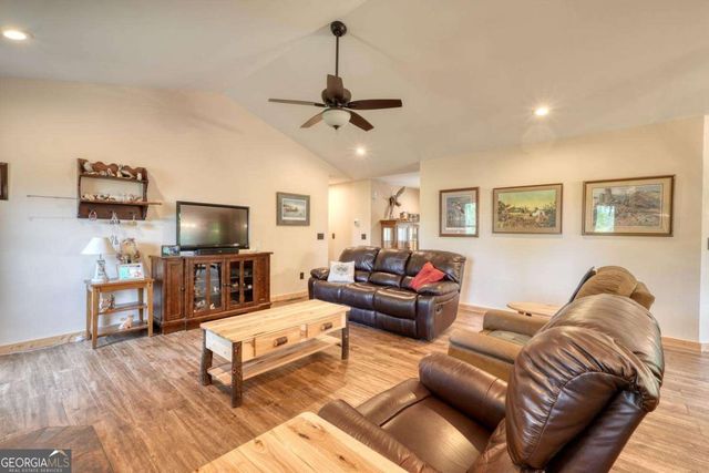 366 Upper Fox Trail, Blairsville, GA 30512