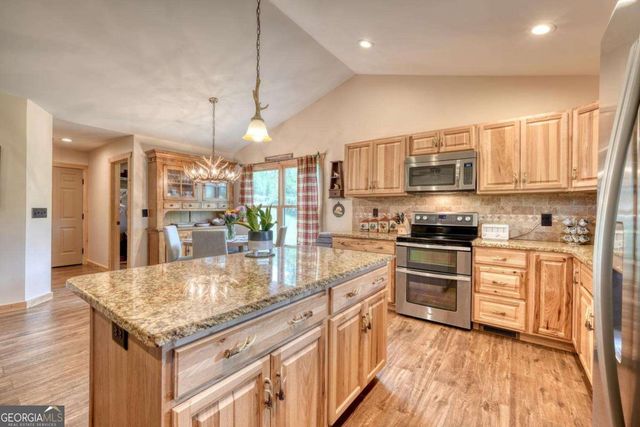 366 Upper Fox Trail, Blairsville, GA 30512