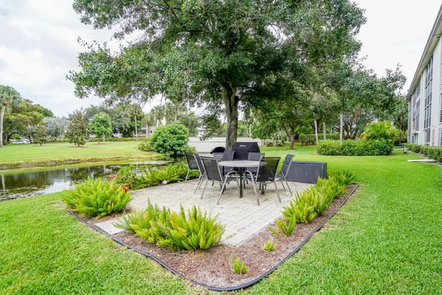 4401 Martinique Court D2, Coconut Creek, FL 33066