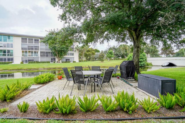 4401 Martinique Court D2, Coconut Creek, FL 33066