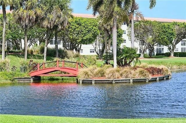 4401 Martinique Court D2, Coconut Creek, FL 33066