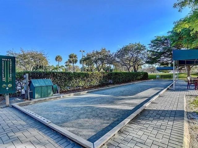 4401 Martinique Court D2, Coconut Creek, FL 33066