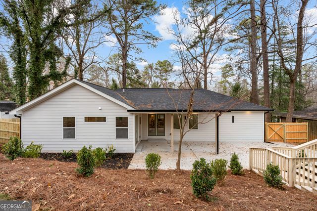 1380 Dogwood Circle SE, Smyrna, GA 30080
