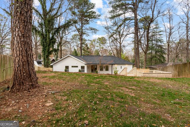 1380 Dogwood Circle SE, Smyrna, GA 30080