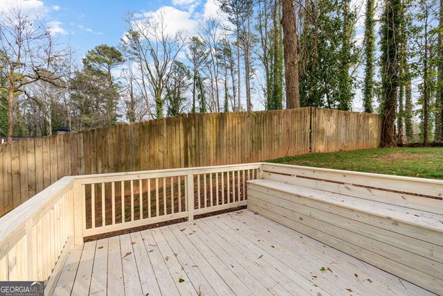 1380 Dogwood Circle SE, Smyrna, GA 30080