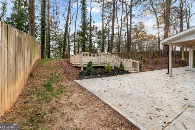 1380 Dogwood Circle SE, Smyrna, GA 30080