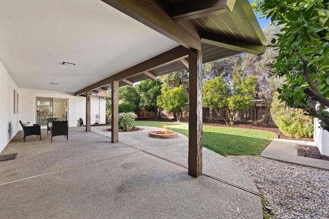 2249 Gundersen Drive, San Jose, CA 95125