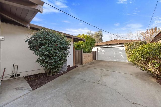 2249 Gundersen Drive, San Jose, CA 95125