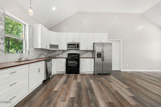 2222 Bales Road, Knoxville, TN 37914