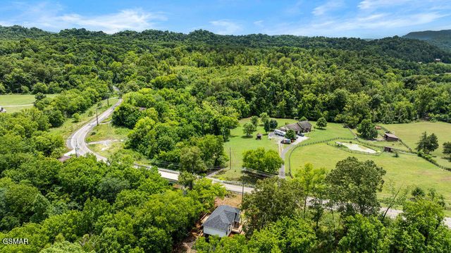 2222 Bales Road, Knoxville, TN 37914