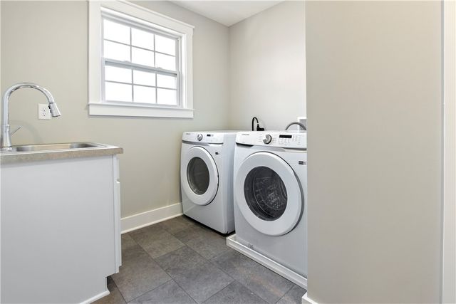 1001 Stonegate Dr., South Fayette, PA 15057