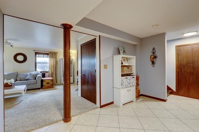10939 W Coronado COURT, Franklin, WI 53132