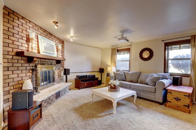 10939 W Coronado COURT, Franklin, WI 53132