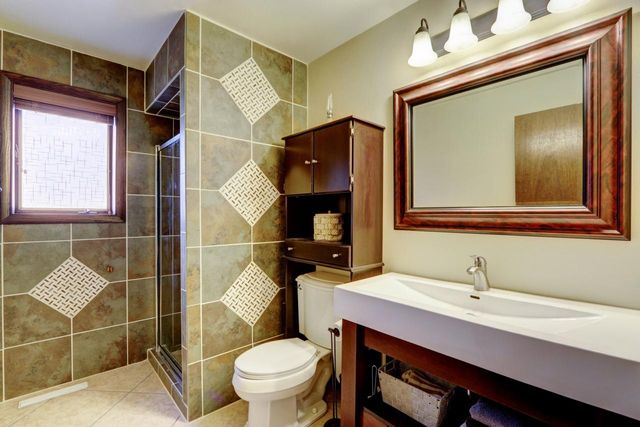 10939 W Coronado COURT, Franklin, WI 53132