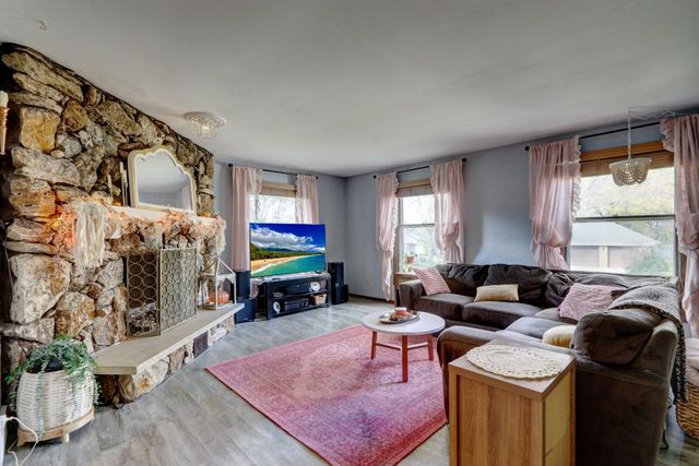 10939 W Coronado COURT, Franklin, WI 53132