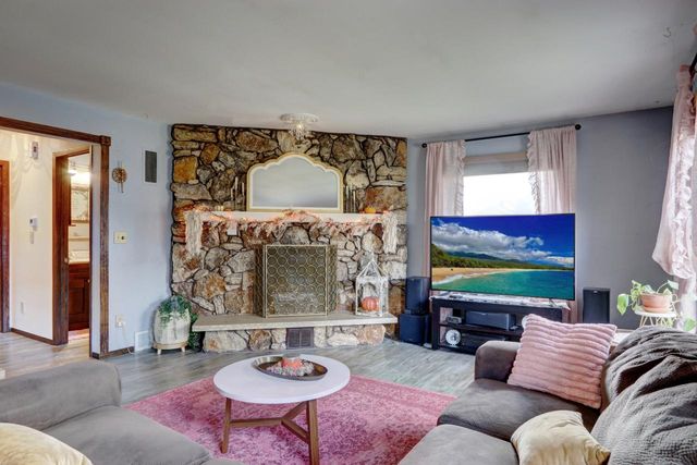 10939 W Coronado COURT, Franklin, WI 53132