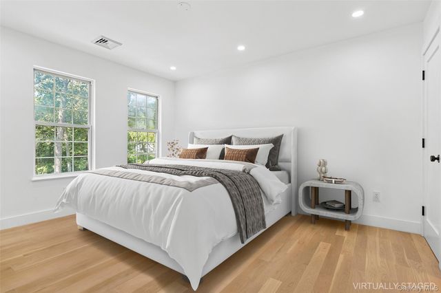 13 Shore Road, Hampton Bays, NY 11946