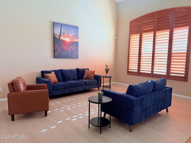 6228 N 77TH Drive, Glendale, AZ 85303