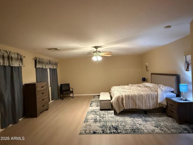 6228 N 77TH Drive, Glendale, AZ 85303