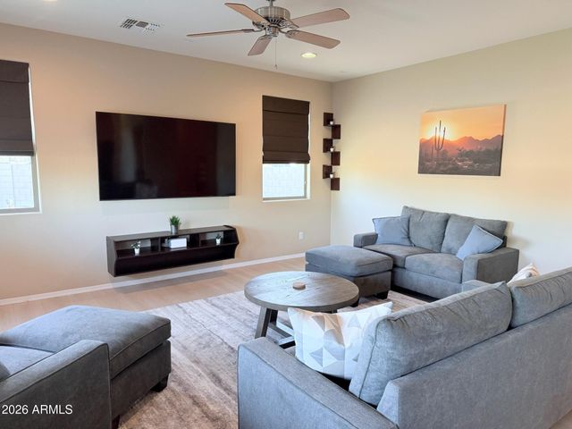 6228 N 77TH Drive, Glendale, AZ 85303