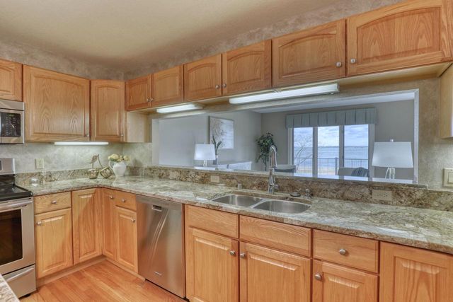 N24W30375 Crystal Springs DRIVE, Pewaukee, WI 53072