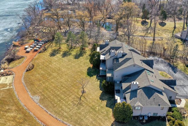 N24W30375 Crystal Springs DRIVE, Pewaukee, WI 53072