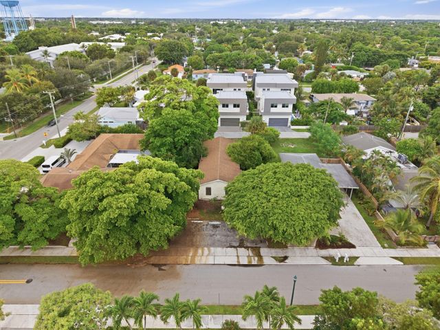 338 SE 1st Avenue, Delray Beach, FL 33444