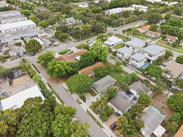 338 SE 1st Avenue, Delray Beach, FL 33444