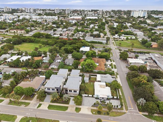 338 SE 1st Avenue, Delray Beach, FL 33444