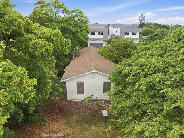 338 SE 1st Avenue, Delray Beach, FL 33444
