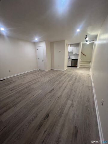 3370 Madison Avenue 10B, Bridgeport, CT 06606