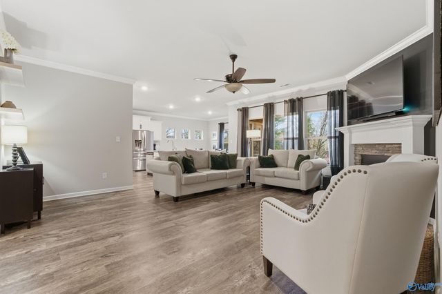 259 Dinner Tree Square, Huntsville, AL 35811