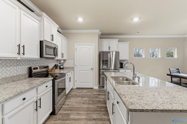 259 Dinner Tree Square, Huntsville, AL 35811