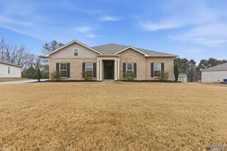 259 Dinner Tree Square, Huntsville, AL 35811