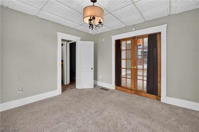 395 High Street, Wadsworth, OH 44281