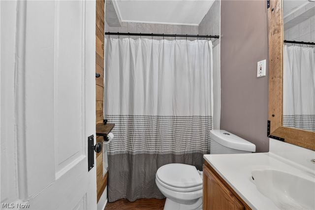395 High Street, Wadsworth, OH 44281