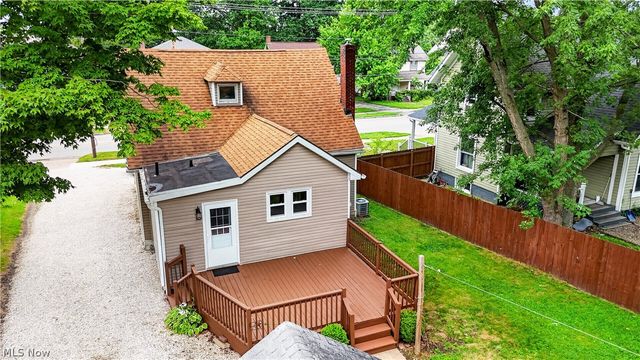395 High Street, Wadsworth, OH 44281