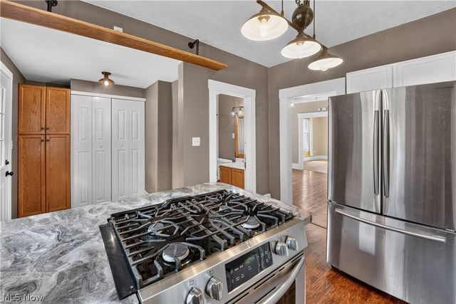 395 High Street, Wadsworth, OH 44281