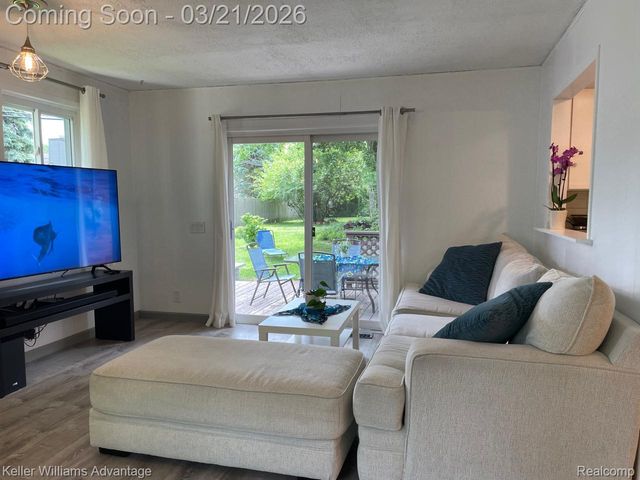 25738 Beck Road, Novi, MI 48374