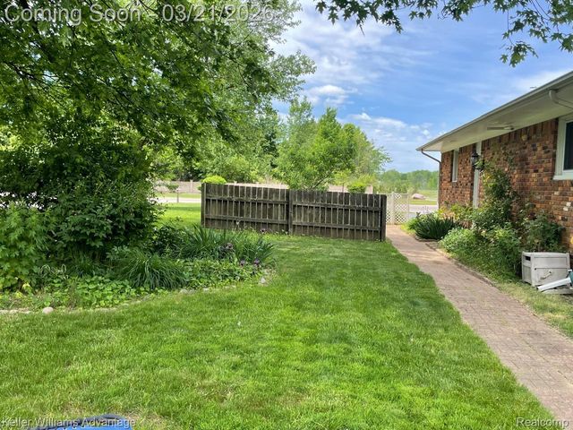 25738 Beck Road, Novi, MI 48374