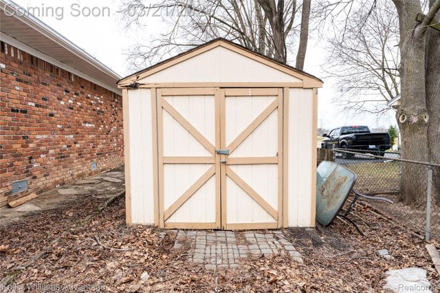 25738 Beck Road, Novi, MI 48374