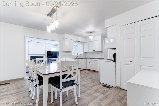 25738 Beck Road, Novi, MI 48374