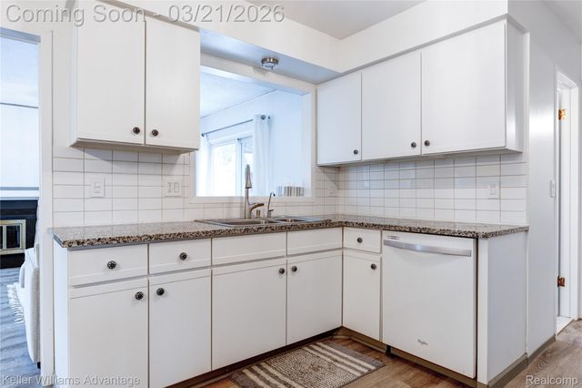 25738 Beck Road, Novi, MI 48374