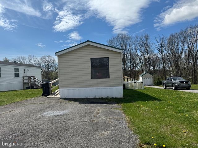 3871 GROSH DRIVE, Greencastle, PA 17225