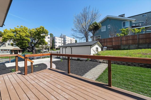 252 Euclid Avenue, Oakland, CA 94610