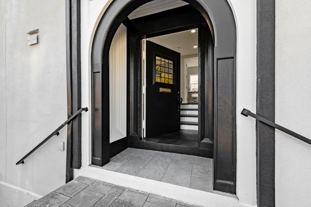 252 Euclid Avenue, Oakland, CA 94610