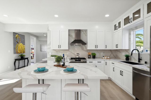 252 Euclid Avenue, Oakland, CA 94610