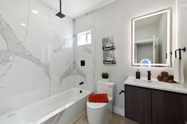 252 Euclid Avenue, Oakland, CA 94610