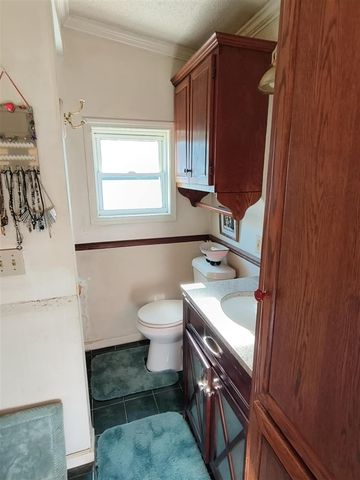 6073 E 28th Street, White Cloud, MI 49349